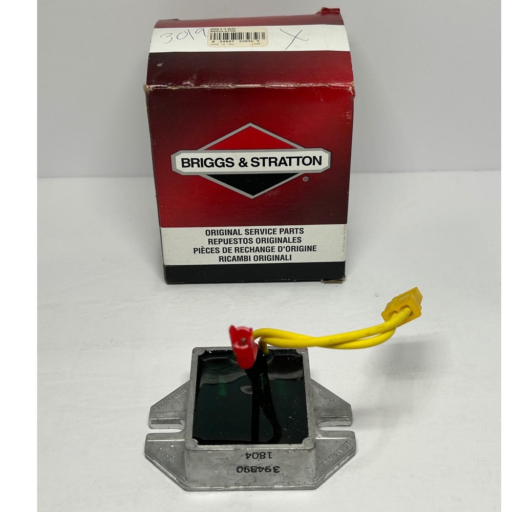 Briggs & Stratton Voltage Regulator Part Number 691185 New